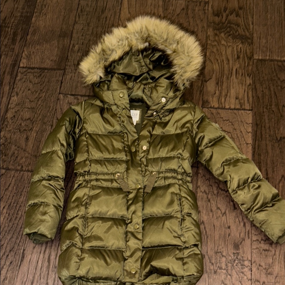 Gap Kids sz Med Olive Green Puffer Jacket with Faux Fur Hood